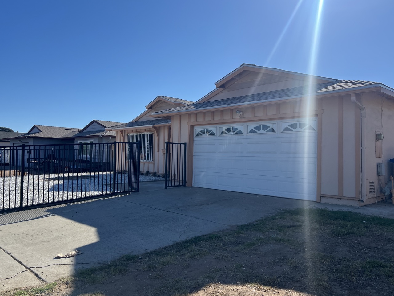 El Cajon, CA Unhosted Home