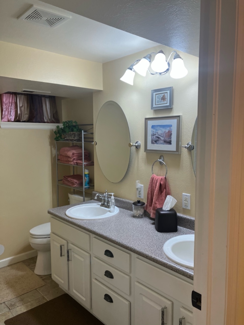 Broomfield, CO Large Home 